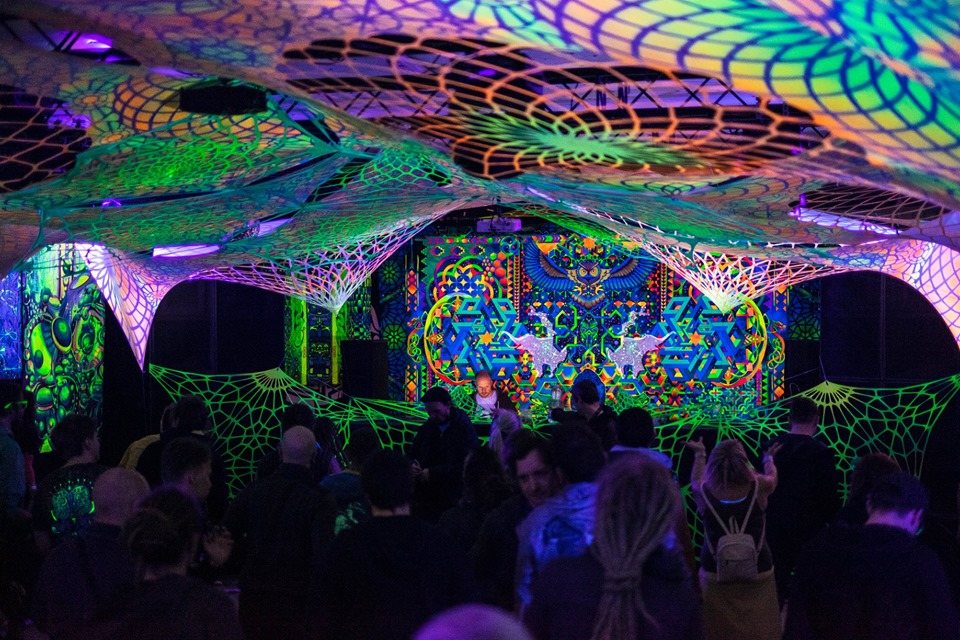 UFO BUFO on the road at Pokojíček w/ ARJUNA ( Parvati recs.) 22 Nov '19, 22:00